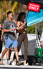 Celebrity Photo: Gisele Bundchen
1903x3000 2.0 mb
Viewed 0 times
@BestEyeCandy.com