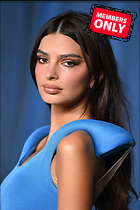 Celebrity Photo: Emily Ratajkowski
3712x5568 2.7 mb
Viewed 1 time
@BestEyeCandy.com