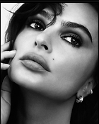 Celebrity Photo: Emily Ratajkowski
1200x1500 334 kb
Viewed 14 times
@BestEyeCandy.com