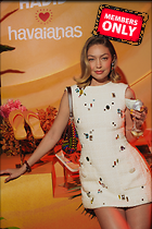 Celebrity Photo: Gigi Hadid
2400x3600 6.9 mb
Viewed 0 times
@BestEyeCandy.com