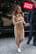 Celebrity Photo: Eva Longoria
2332x3500 3.6 mb
Viewed 0 times
@BestEyeCandy.com