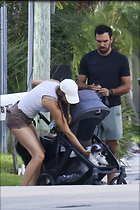 Celebrity Photo: Gisele Bundchen
714x1071 370 kb
Viewed 8 times
@BestEyeCandy.com