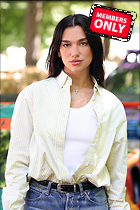 Celebrity Photo: Dua Lipa
3572x5357 4.8 mb
Viewed 2 times
@BestEyeCandy.com