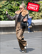 Celebrity Photo: Ashley Roberts
1642x2078 1.8 mb
Viewed 1 time
@BestEyeCandy.com