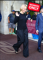 Celebrity Photo: Pamela Anderson
2499x3500 3.0 mb
Viewed 0 times
@BestEyeCandy.com
