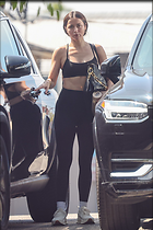 Celebrity Photo: Ana De Armas
1200x1800 213 kb
Viewed 23 times
@BestEyeCandy.com