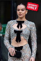 Celebrity Photo: Hailee Steinfeld
2432x3648 2.1 mb
Viewed 2 times
@BestEyeCandy.com