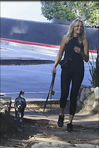 Celebrity Photo: Malin Akerman
1306x1959 778 kb
Viewed 3 times
@BestEyeCandy.com