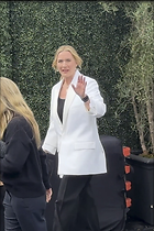 Celebrity Photo: Kate Winslet
778x1167 469 kb
Viewed 5 times
@BestEyeCandy.com