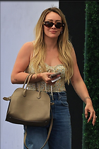 Celebrity Photo: Hilary Duff
1200x1800 204 kb
Viewed 16 times
@BestEyeCandy.com
