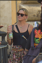 Celebrity Photo: Kate Hudson
1172x1761 1.4 mb
Viewed 13 times
@BestEyeCandy.com