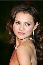 Celebrity Photo: Sasha Cohen
2003x3000 598 kb
Viewed 3 times
@BestEyeCandy.com
