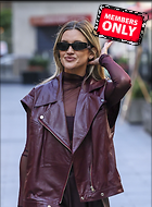 Celebrity Photo: Ashley Roberts
2206x3000 1.7 mb
Viewed 0 times
@BestEyeCandy.com