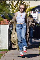 Celebrity Photo: Sabrina Carpenter
1280x1920   361 kb
Viewed 7 times
@BestEyeCandy.com