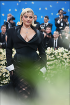 Celebrity Photo: Bebe Rexha
14 Photos
Photoset #705397
@BestEyeCandy.com