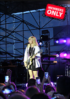 Celebrity Photo: Demi Lovato
2924x4095 2.5 mb
Viewed 1 time
@BestEyeCandy.com