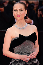 Celebrity Photo: Natalie Portman
1200x1800 277 kb
Viewed 13 times
@BestEyeCandy.com