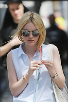 Celebrity Photo: Dakota Fanning
2400x3600 623 kb
Viewed 5 times
@BestEyeCandy.com