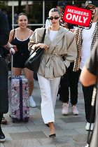 Celebrity Photo: Hailey Baldwin
2333x3500 2.3 mb
Viewed 0 times
@BestEyeCandy.com