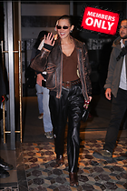 Celebrity Photo: Bella Hadid
2332x3500 3.4 mb
Viewed 0 times
@BestEyeCandy.com