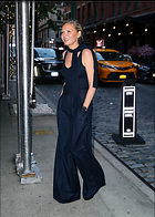 Celebrity Photo: Kirsten Dunst
6 Photos
Photoset #724407
@BestEyeCandy.com