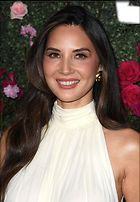 Celebrity Photo: Olivia Munn
1420x2048 1.3 mb
Viewed 4 times
@BestEyeCandy.com