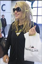 Celebrity Photo: Kesha Sebert
2000x3000 484 kb
Viewed 4 times
@BestEyeCandy.com