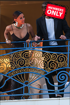 Celebrity Photo: Eva Longoria
2639x3959 2.3 mb
Viewed 1 time
@BestEyeCandy.com
