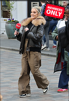 Celebrity Photo: Ashley Roberts
2317x3372 3.9 mb
Viewed 1 time
@BestEyeCandy.com