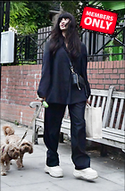 Jameela Jamil in a Dark Suit Jacket and Matching Trousers and Holding Her Harrods Bag Out in London 08-15-2024
2285x3500 3.2 mb
Viewed 1 time
@BestEyeCandy.com