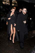 Celebrity Photo: Stella Maxwell
667x1000 74 kb
Viewed 4 times
@BestEyeCandy.com