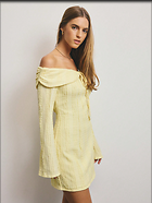 Celebrity Photo: Emily Feld
1340x1785 230 kb
Viewed 13 times
@BestEyeCandy.com