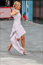 Celebrity Photo: Amanda Holden
1200x1800 861 kb
Viewed 18 times
@BestEyeCandy.com