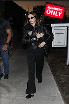 Celebrity Photo: Hailey Baldwin
1633x2449 1.6 mb
Viewed 0 times
@BestEyeCandy.com