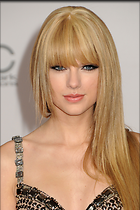 Celebrity Photo: Taylor Swift
2000x3000   827 kb
Viewed 9 times
@BestEyeCandy.com