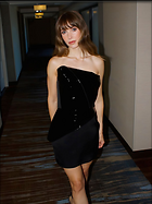 Celebrity Photo: Alison Brie
1200x1599 124 kb
Viewed 14 times
@BestEyeCandy.com