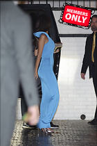 Celebrity Photo: Emily Ratajkowski
2200x3300 1.6 mb
Viewed 0 times
@BestEyeCandy.com