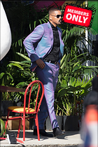 Celebrity Photo: Will Smith
2333x3500 2.3 mb
Viewed 0 times
@BestEyeCandy.com