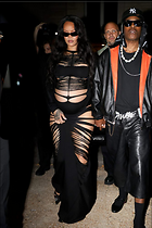 Celebrity Photo: Rihanna
667x1000 92 kb
Viewed 12 times
@BestEyeCandy.com