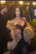 Celebrity Photo: Kimberly Kardashian
1000x1497 147 kb
Viewed 13 times
@BestEyeCandy.com
