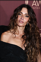 Celebrity Photo: Sarah Shahi
1200x1800 311 kb
Viewed 21 times
@BestEyeCandy.com