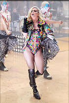 Celebrity Photo: Kesha Sebert
2091x3136 1.2 mb
Viewed 4 times
@BestEyeCandy.com