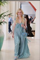 Celebrity Photo: Elle Fanning
1200x1800 167 kb
Viewed 10 times
@BestEyeCandy.com