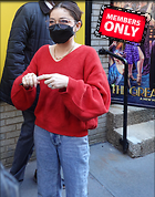 Celebrity Photo: Sarah Hyland
2618x3333 1.9 mb
Viewed 1 time
@BestEyeCandy.com