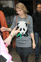 Celebrity Photo: Taylor Swift
1995x2993 779 kb
Viewed 6 times
@BestEyeCandy.com