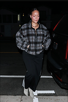 Celebrity Photo: Rihanna
795x1193 440 kb
Viewed 4 times
@BestEyeCandy.com