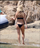 Celebrity Photo: Kate Hudson
2 Photos
Photoset #709943
@BestEyeCandy.com