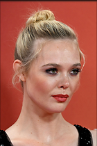 Celebrity Photo: Elle Fanning
1366x2048 1,006 kb
Viewed 7 times
@BestEyeCandy.com