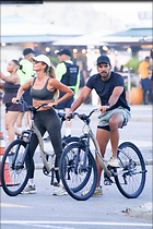 Celebrity Photo: Gisele Bundchen
815x1222 258 kb
Viewed 12 times
@BestEyeCandy.com