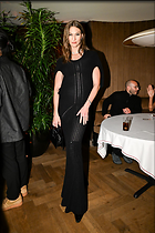 Celebrity Photo: Karlie Kloss
2 Photos
Photoset #705421
@BestEyeCandy.com